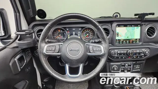Jeep Wrangler 2020 — Şəkil 29/30