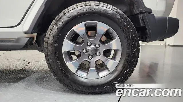 Jeep Wrangler 2020 — Şəkil 20/30