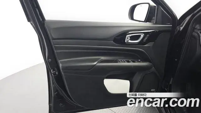 Jeep Compass 2022 — ფოტო 15/33