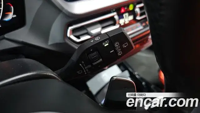 BMW 1 Series 2021 — Şəkil 15/32