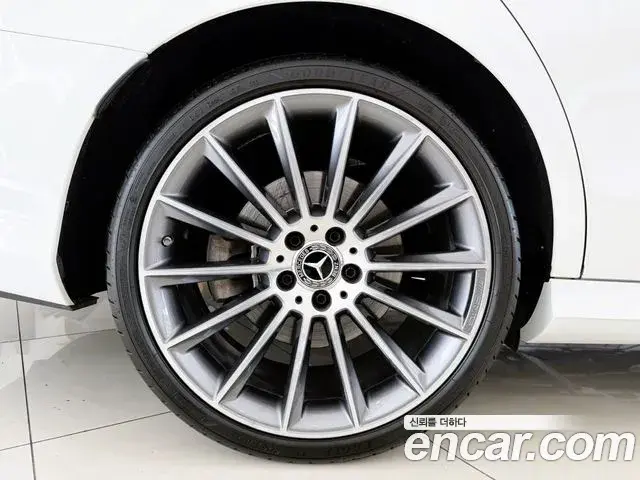 Mercedes-Benz E-Class 2021 — Şəkil 14/20