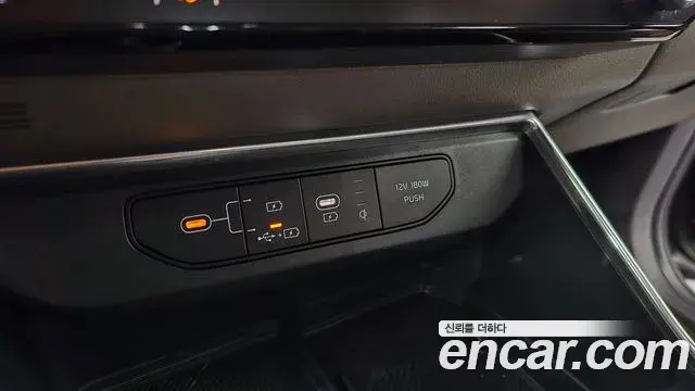 Kia Carnival 2025 — Photo 11/20