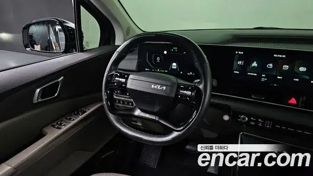 Kia Carnival 2025 — Photo 16/20