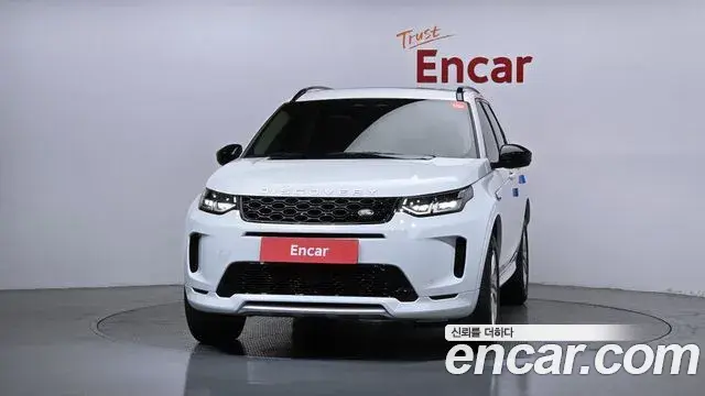 Land Rover Discovery Sport 2024 — ფოტო 23/30