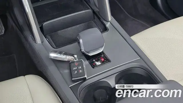 Land Rover Discovery Sport 2024 — ფოტო 11/30