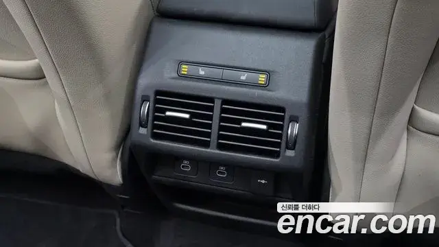 Land Rover Discovery Sport 2024 — ფოტო 22/30