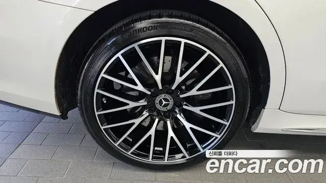 Mercedes-Benz S-Class 2022 — Şəkil 25/36