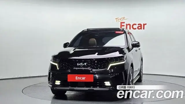 Kia Sorento 2022 — Фото 3/20