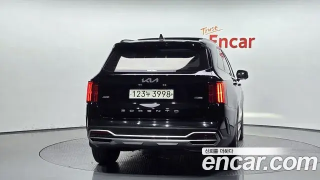 Kia Sorento 2022 — Фото 4/20