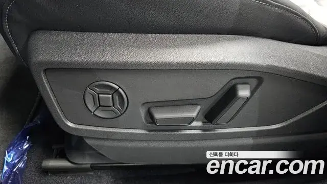 Audi Q5 2025 — Photo 22/34