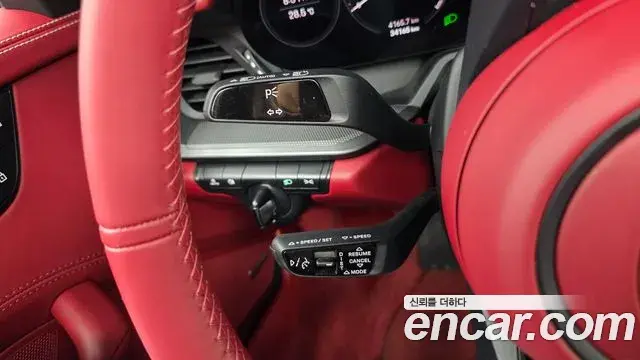 Porsche 911 2024 — Şəkil 11/31