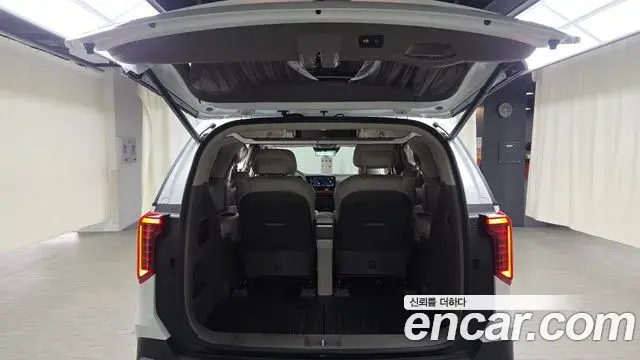 Kia Carnival 2026 — Фото 20/20