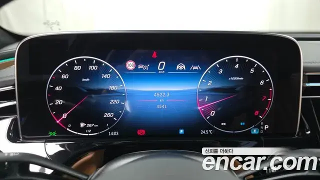 Mercedes-Benz E-Class 2025 — Фото 8/20