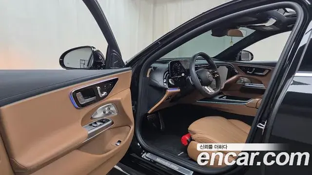 Mercedes-Benz E-Class 2025 — Фото 10/20