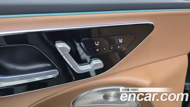 Mercedes-Benz E-Class 2025 — Фото 18/20