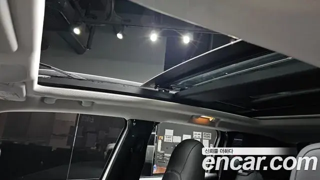Jeep Renegade 2022 — Фото 19/20