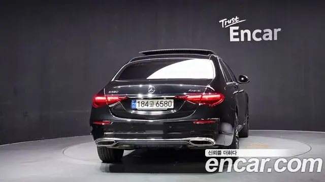 Mercedes-Benz S-Class 2023 — ფოტო 18/35