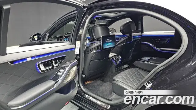 Mercedes-Benz S-Class 2023 — ფოტო 33/35