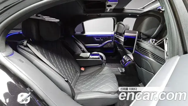 Mercedes-Benz S-Class 2023 — ფოტო 22/35