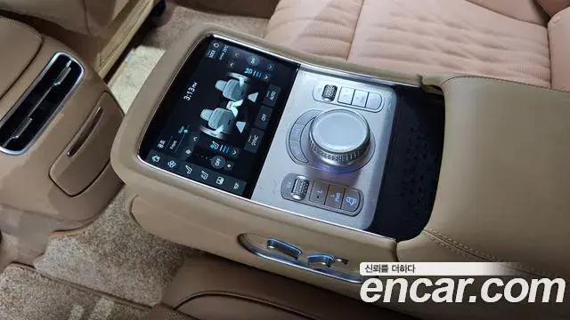 Genesis G90 2024 — ფოტო 16/36