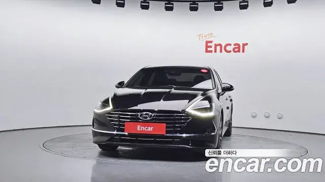 Hyundai Sonata Hybrid 2019 — Şəkil 25/30