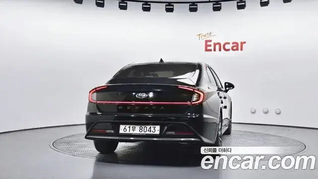 Hyundai Sonata Hybrid 2019 — Şəkil 27/30