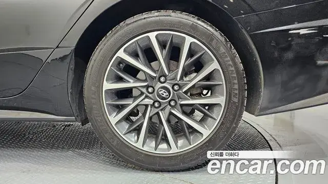 Hyundai Sonata Hybrid 2019 — Şəkil 30/30
