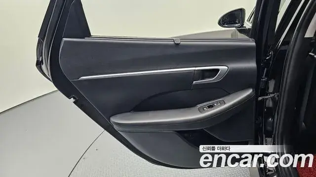 Hyundai Sonata Hybrid 2019 — Şəkil 1/30