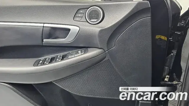 Hyundai Sonata Hybrid 2019 — Şəkil 16/30
