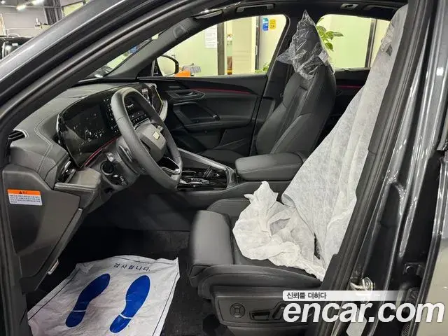 Audi Q5 2025 — Şəkil 10/16
