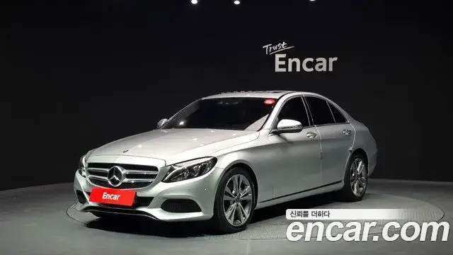 Mercedes-Benz C-Class 2018 — Фото 1/20