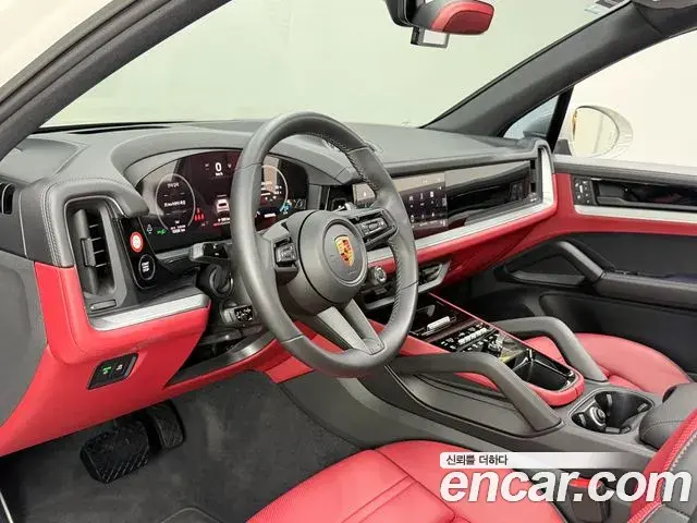 Porsche Cayenne 2024 — Photo 4/20