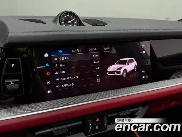 Porsche Cayenne 2024 — Photo 10/20