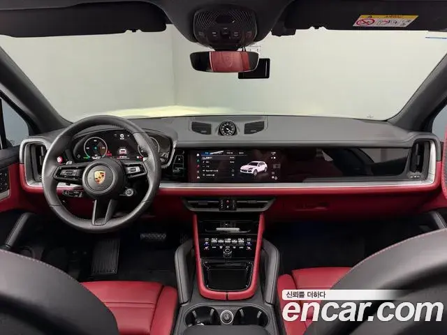 Porsche Cayenne 2024 — Photo 11/20