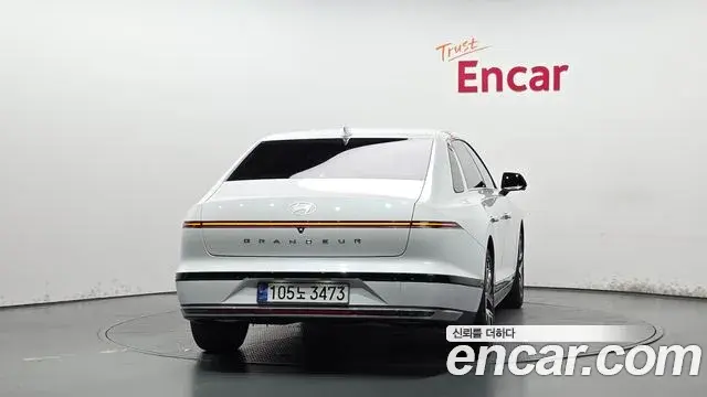 Hyundai Grandeur Hybrid 2024 — ფოტო 6/20