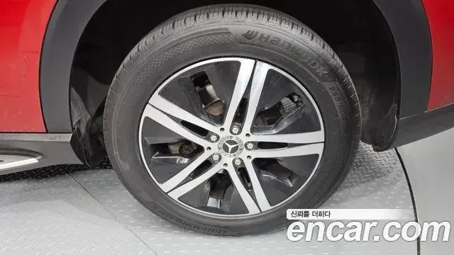 Mercedes-Benz GLE-Class 2019 — ფოტო 19/33
