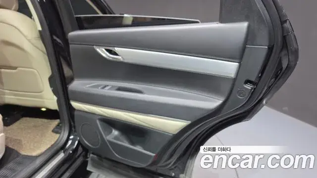 Genesis GV80 2023 — Şəkil 30/38