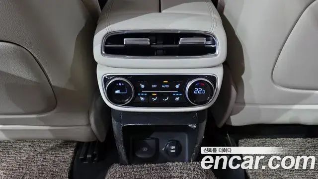 Genesis GV80 2023 — Şəkil 20/38