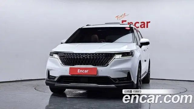 Kia Carnival 2022 — Фото 3/20