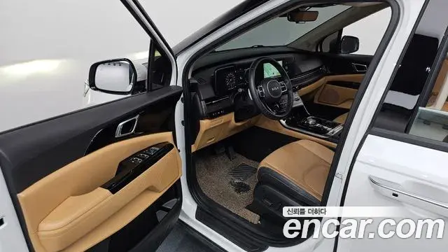 Kia Carnival 2022 — Фото 10/20