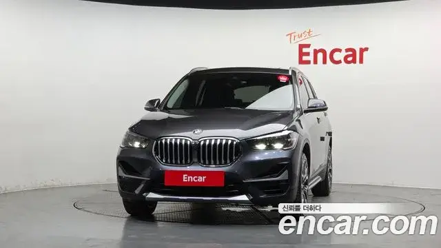 BMW X1 2022 — Photo 14/20
