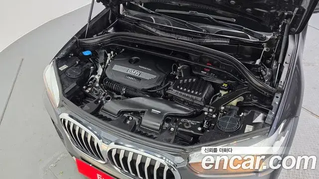 BMW X1 2022 — Photo 19/20