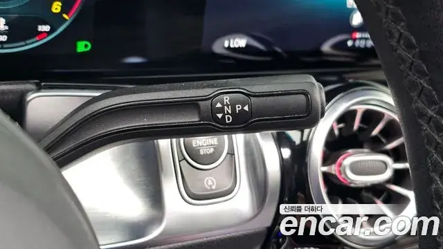 Mercedes-Benz GLB-Class 2021 — Şəkil 2/31