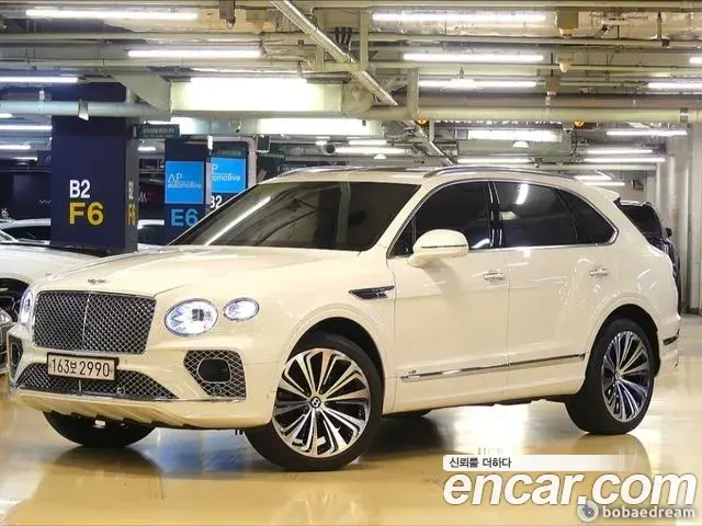 Bentley Bentayga 2022 — Photo 5/20