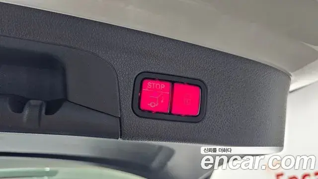 Mercedes-Benz GLE-Class 2020 — Photo 20/20