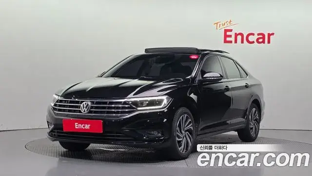 Volkswagen Jetta 2021 — Photo 1/32