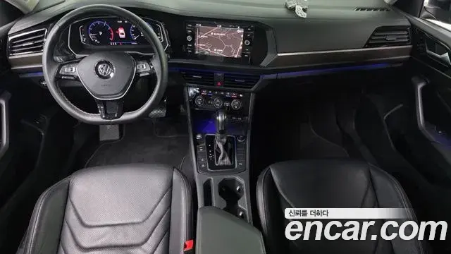 Volkswagen Jetta 2021 — Photo 9/32