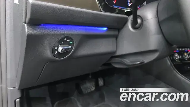 Volkswagen Jetta 2021 — Photo 27/32