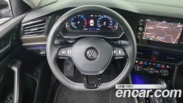 Volkswagen Jetta 2021 — Photo 11/32