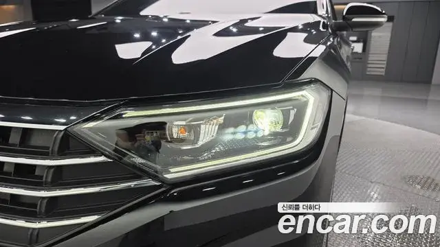Volkswagen Jetta 2021 — Photo 7/32